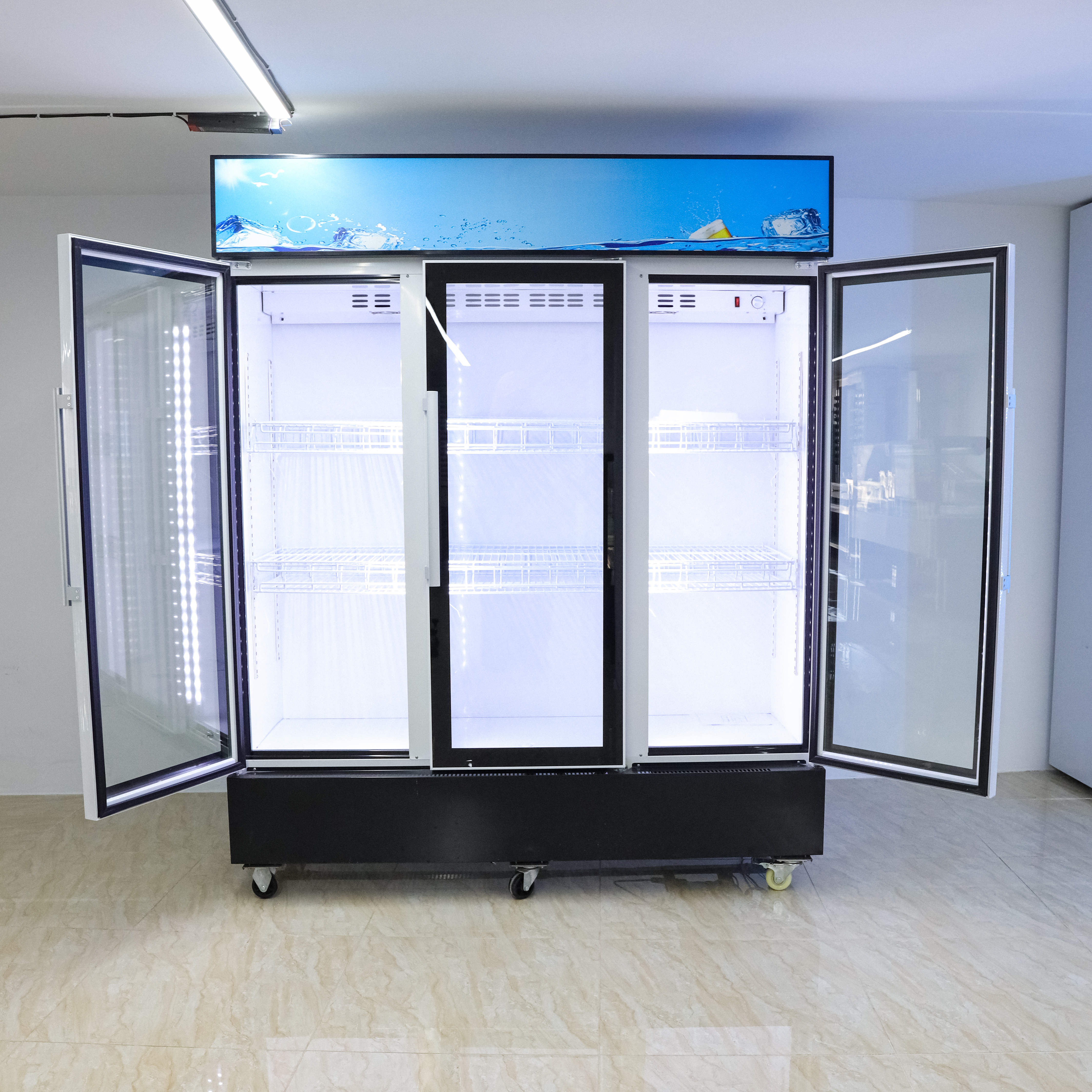 ثلاجة عرض 3 باب 