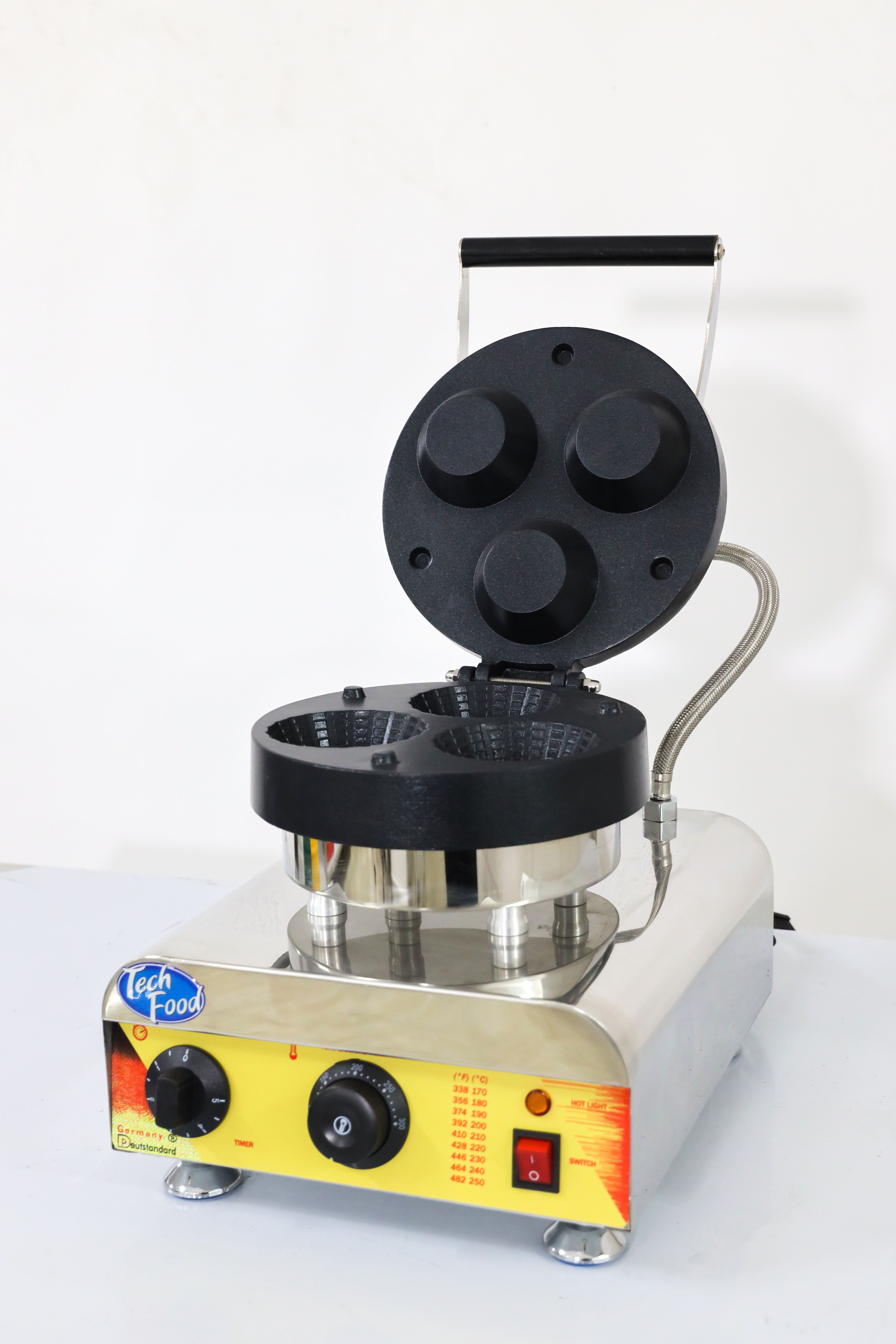 ماكنة وافل لولي