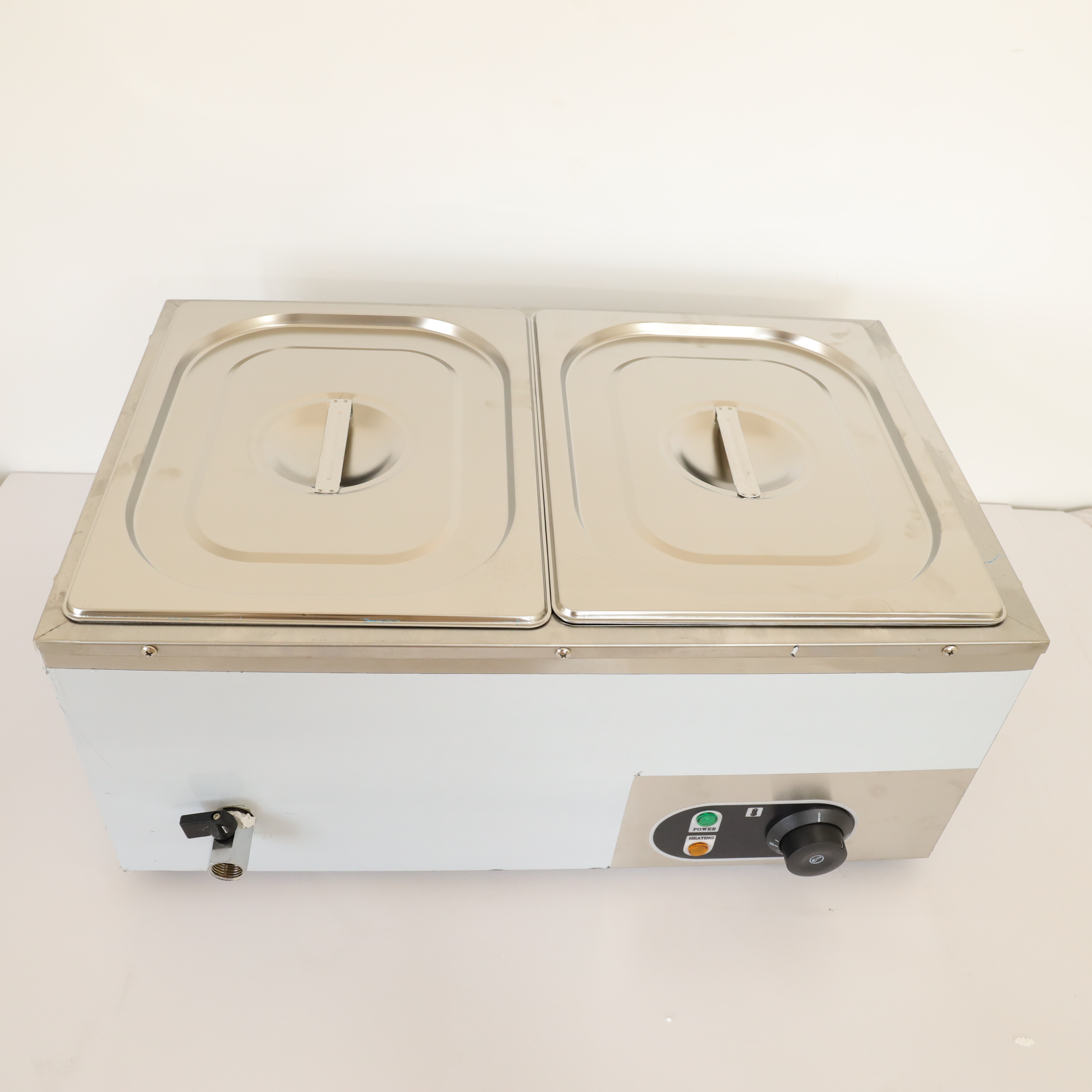 حموم طعام كهربائي